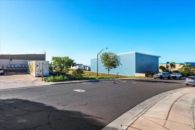 Listing Image for 214 Kupuohi St 5 of 25