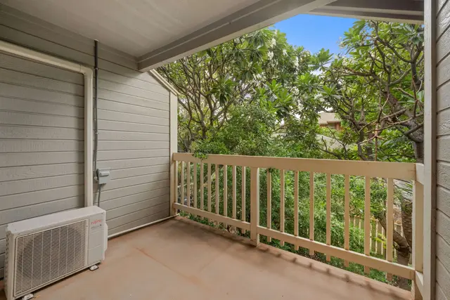 Listing Image for 140 Uwapo Rd 19-203 14 of 29