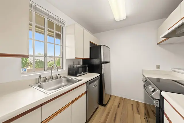 Listing Image for 140 Uwapo Rd 19-203 2 of 29