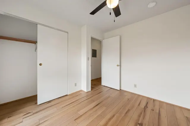 Listing Image for 140 Uwapo Rd 19-203 23 of 29