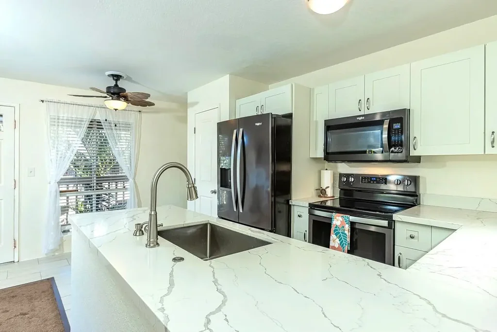 140 Uwapo Rd 55-205, Kihei