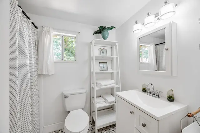 Listing Image for 317 Kenolio Rd 13 of 45