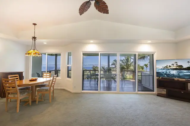 Listing Image for 555 Kaukini Loop 19 of 50
