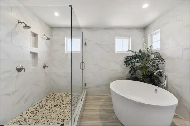 Listing Image for 2153 Umeke Cir 74 16 of 30