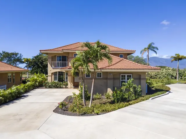 Listing Image for 2153 Umeke Cir 74 19 of 30