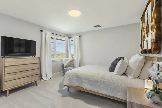 Listing Image for 2153 Umeke Cir 74 23 of 30