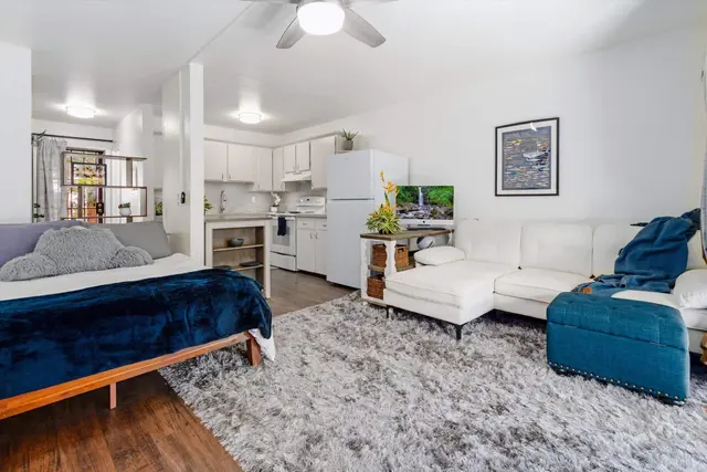 Listing Image for 3740 Lower Honoapiilani Rd F102 14 of 36