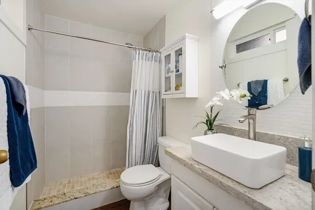 Listing Image for 3740 Lower Honoapiilani Rd F102 16 of 36