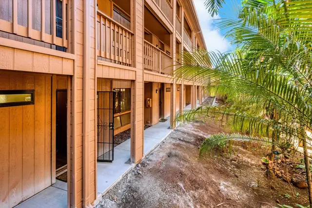 Listing Image for 3740 Lower Honoapiilani Rd F102 19 of 36