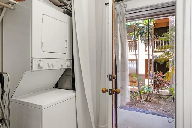 Listing Image for 3740 Lower Honoapiilani Rd F102 25 of 36