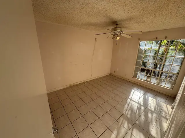 Listing Image for 140 Uwapo Rd 49-103 12 of 27