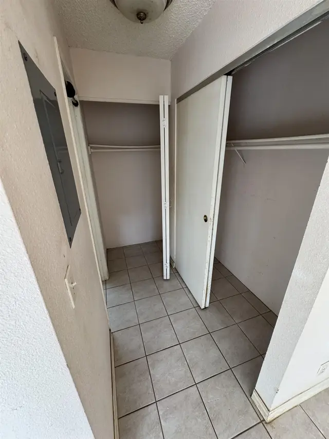 Listing Image for 140 Uwapo Rd 49-103 15 of 27