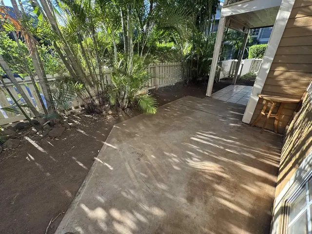 Listing Image for 140 Uwapo Rd 49-103 23 of 27