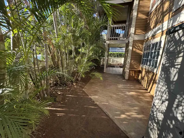 Listing Image for 140 Uwapo Rd 49-103 24 of 27