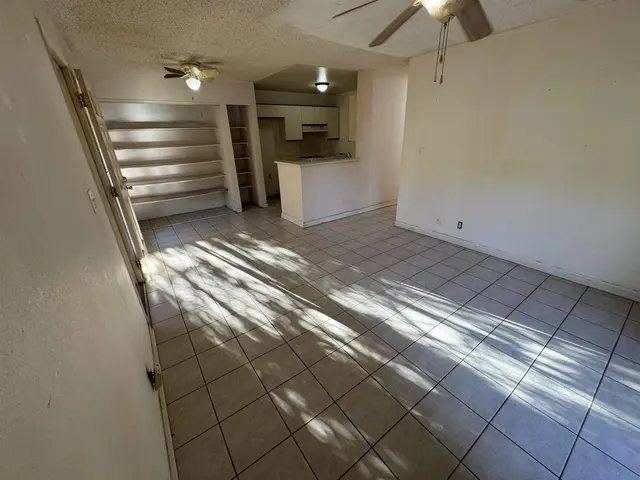 Listing Image for 140 Uwapo Rd 49-103 5 of 27