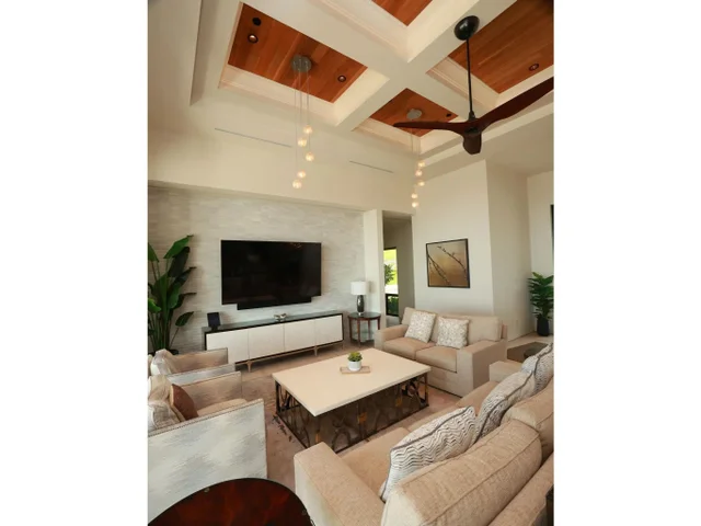 Listing Image for 320 Luawai St 9 of 33