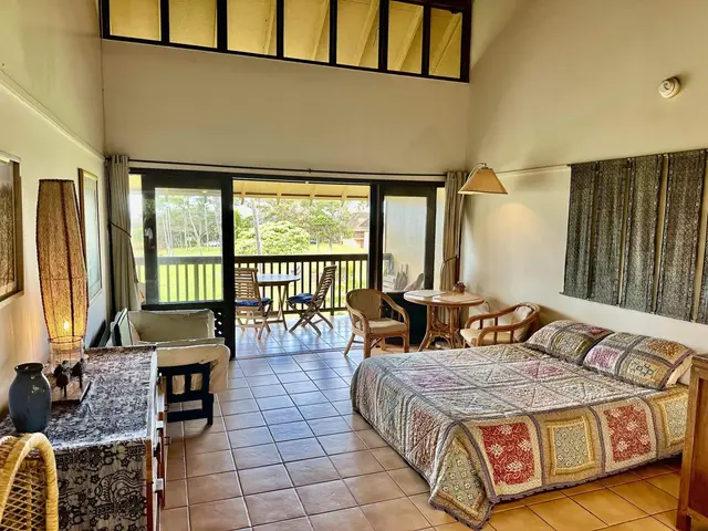Listing Image for 255 Kepuhi Pl 19b12 4 of 35
