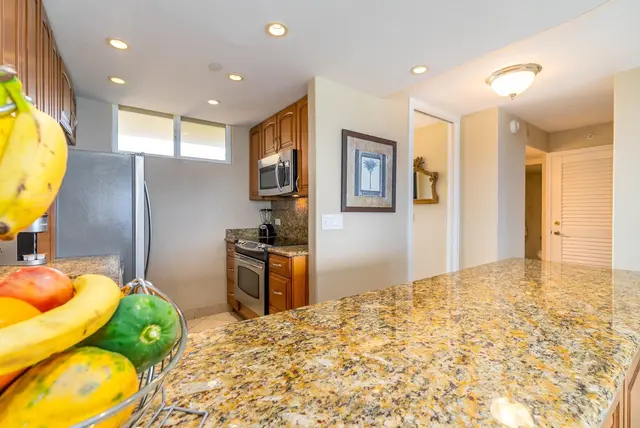 Listing Image for 110 Kaanapali Shores Pl 807 10 of 34
