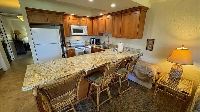 Listing Image for 3543 Lower Honoapiilani Rd E-307 3 of 21