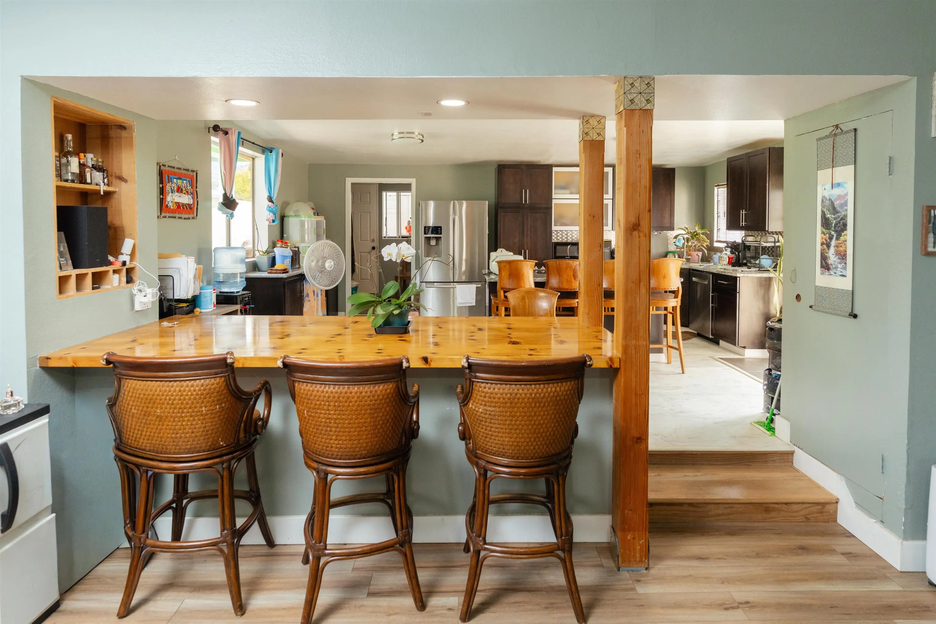 Photo of Listing #408224