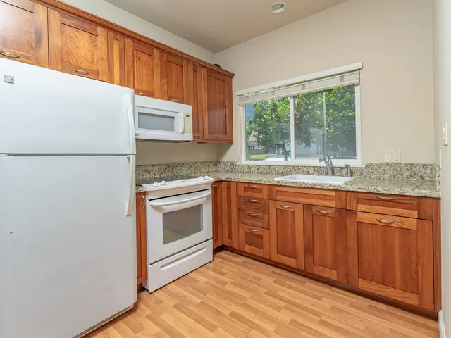Listing Image for 102 Moolu Cir 16 of 18