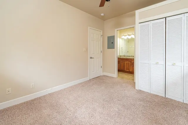 Listing Image for 102 Moolu Cir 17 of 18