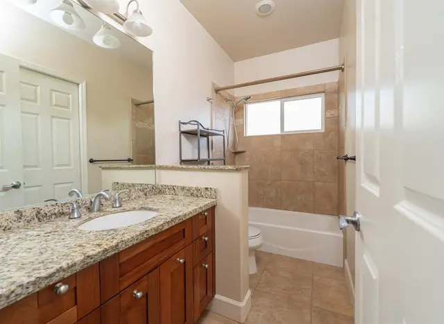 Listing Image for 102 Moolu Cir 18 of 18