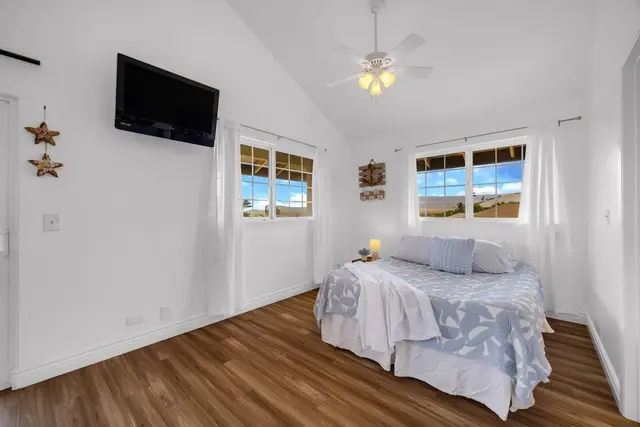 Listing Image for 257 Kuualoha St 23 of 47