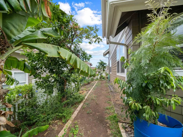 Listing Image for 15 Kuinehe Pl 39 22 of 24