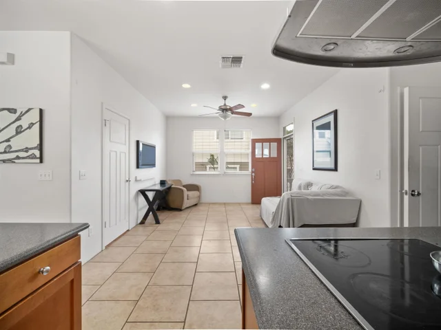 Listing Image for 15 Kuinehe Pl 39 6 of 24