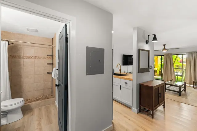 Listing Image for 1299 Uluniu Rd C-105 12 of 34