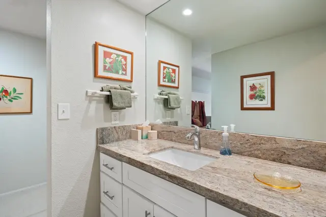 Listing Image for 12 S Kihei Rd C9 25 of 50