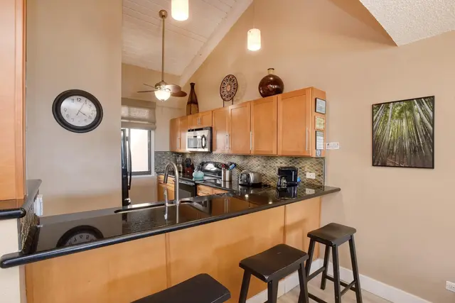 Listing Image for 2695 S Kihei Rd 9405 10 of 28