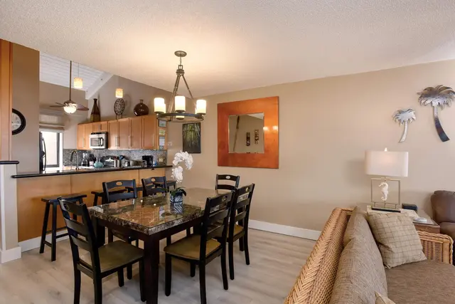 Listing Image for 2695 S Kihei Rd 9405 8 of 28