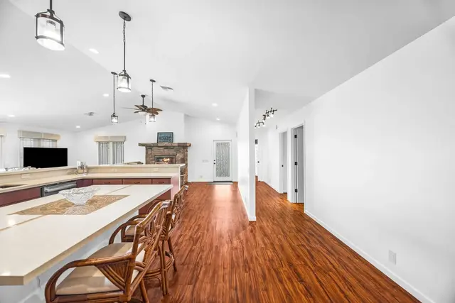 Listing Image for 143 Leiohu Cir 10 of 50