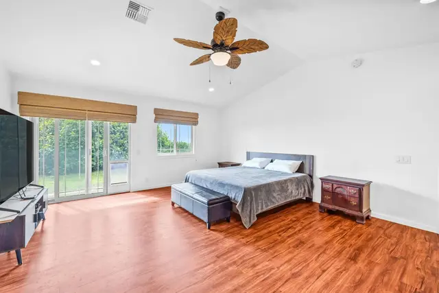 Listing Image for 143 Leiohu Cir 17 of 50