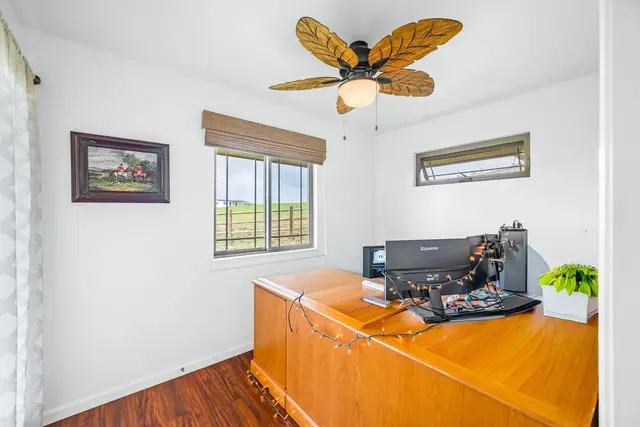 Listing Image for 143 Leiohu Cir 35 of 50