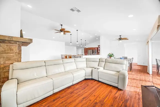 Listing Image for 143 Leiohu Cir 38 of 50