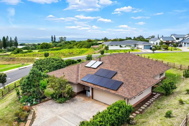 Listing Image for 143 Leiohu Cir 40 of 50