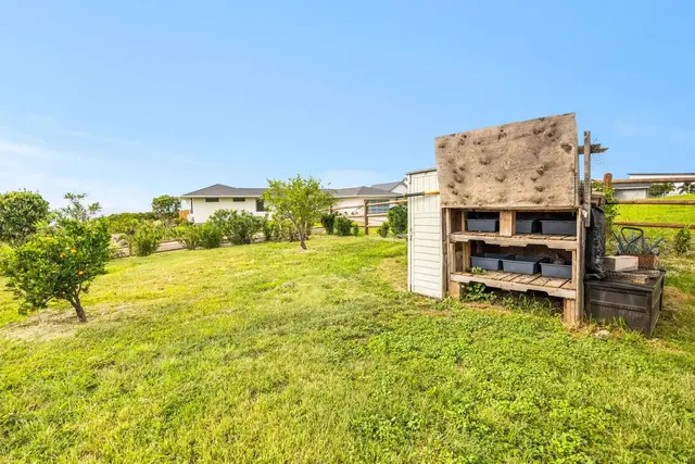 Listing Image for 143 Leiohu Cir 50 of 50