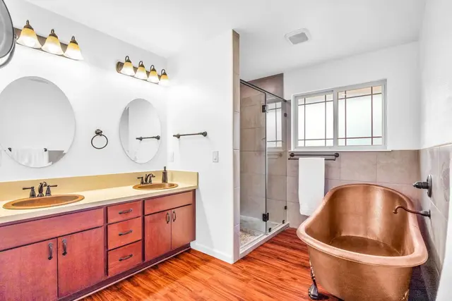 Listing Image for 143 Leiohu Cir 6 of 50