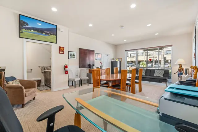 Listing Image for 30 E Lipoa St 4-106/206 25 of 39