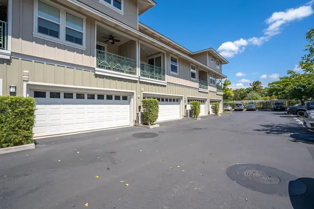 Listing Image for 30 E Lipoa St 4-106/206 35 of 39