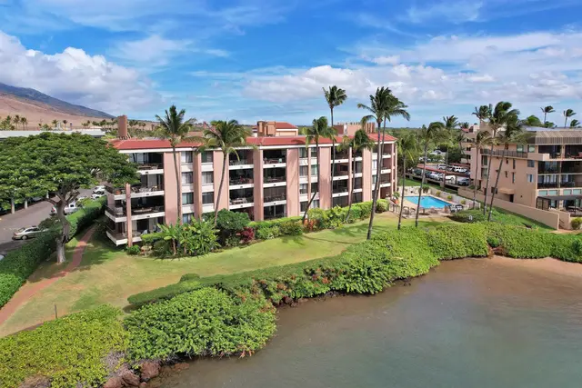 Listing Image for 30 Hauoli St 304 23 of 50