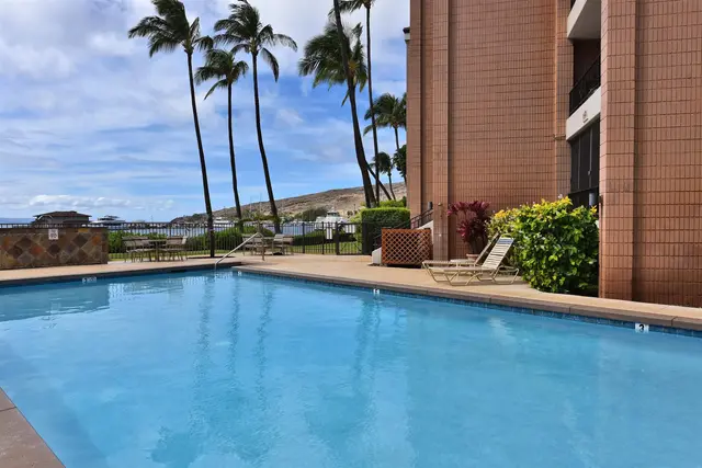 Listing Image for 30 Hauoli St 304 33 of 50
