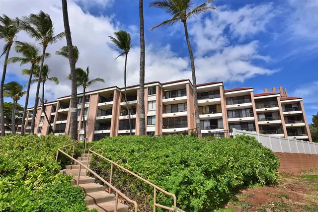Listing Image for 30 Hauoli St 304 37 of 50