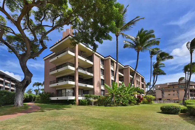 Listing Image for 30 Hauoli St 304 45 of 50