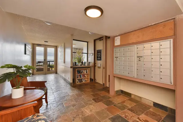 Listing Image for 30 Hauoli St 304 50 of 50