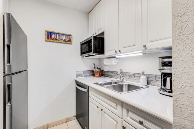 Listing Image for 2191 S Kihei Rd 3402 15 of 50