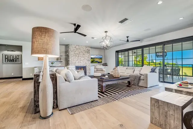 Listing Image for 94 Keoawa Pl 3 of 50